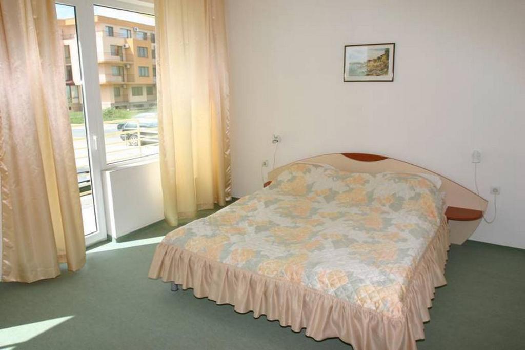 Harmony Beach Family Hotel نيسيبار الغرفة الصورة